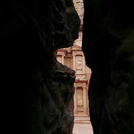 Petra Agora Hotel Вади Муса Екстериор снимка