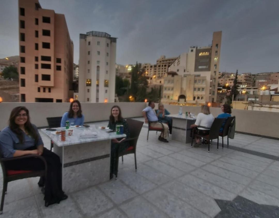 Petra Agora Hotel Вади Муса Екстериор снимка