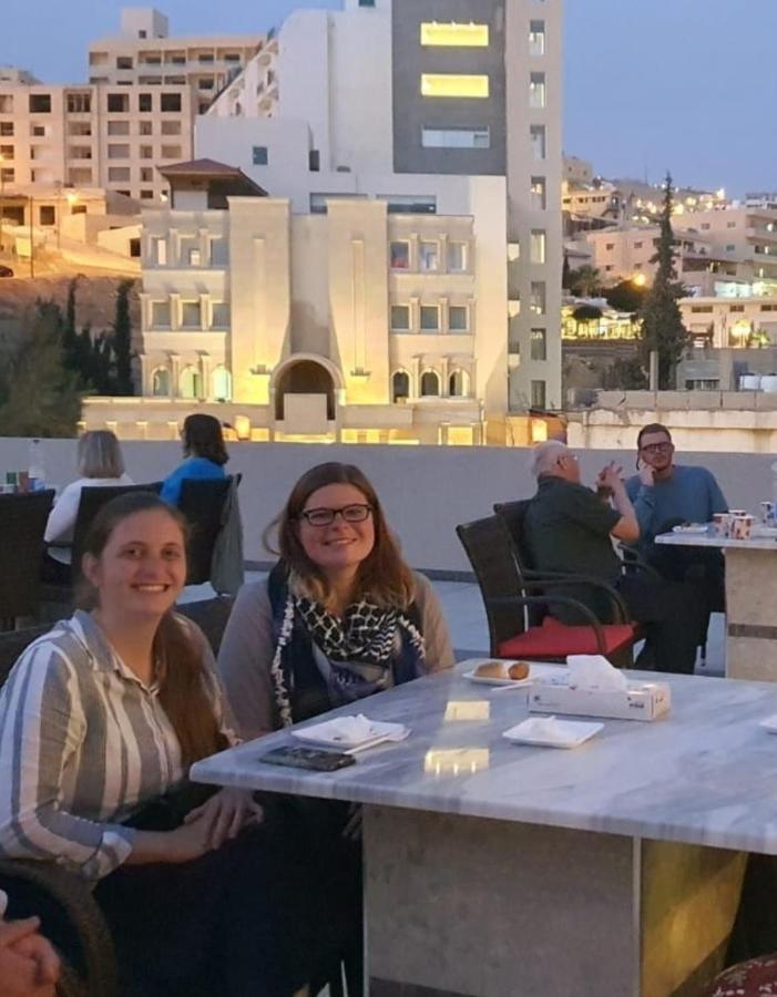 Petra Agora Hotel Вади Муса Екстериор снимка
