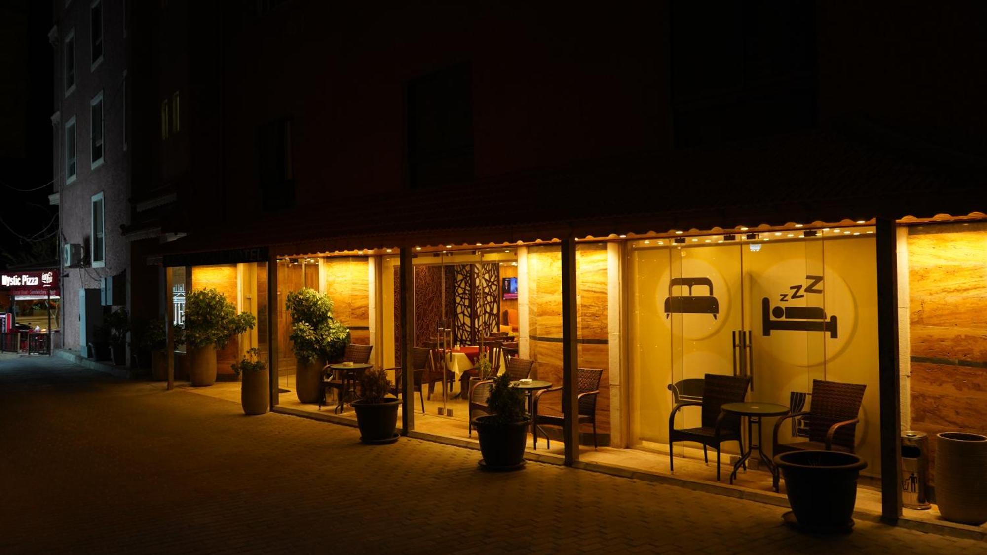 Petra Agora Hotel Вади Муса Екстериор снимка