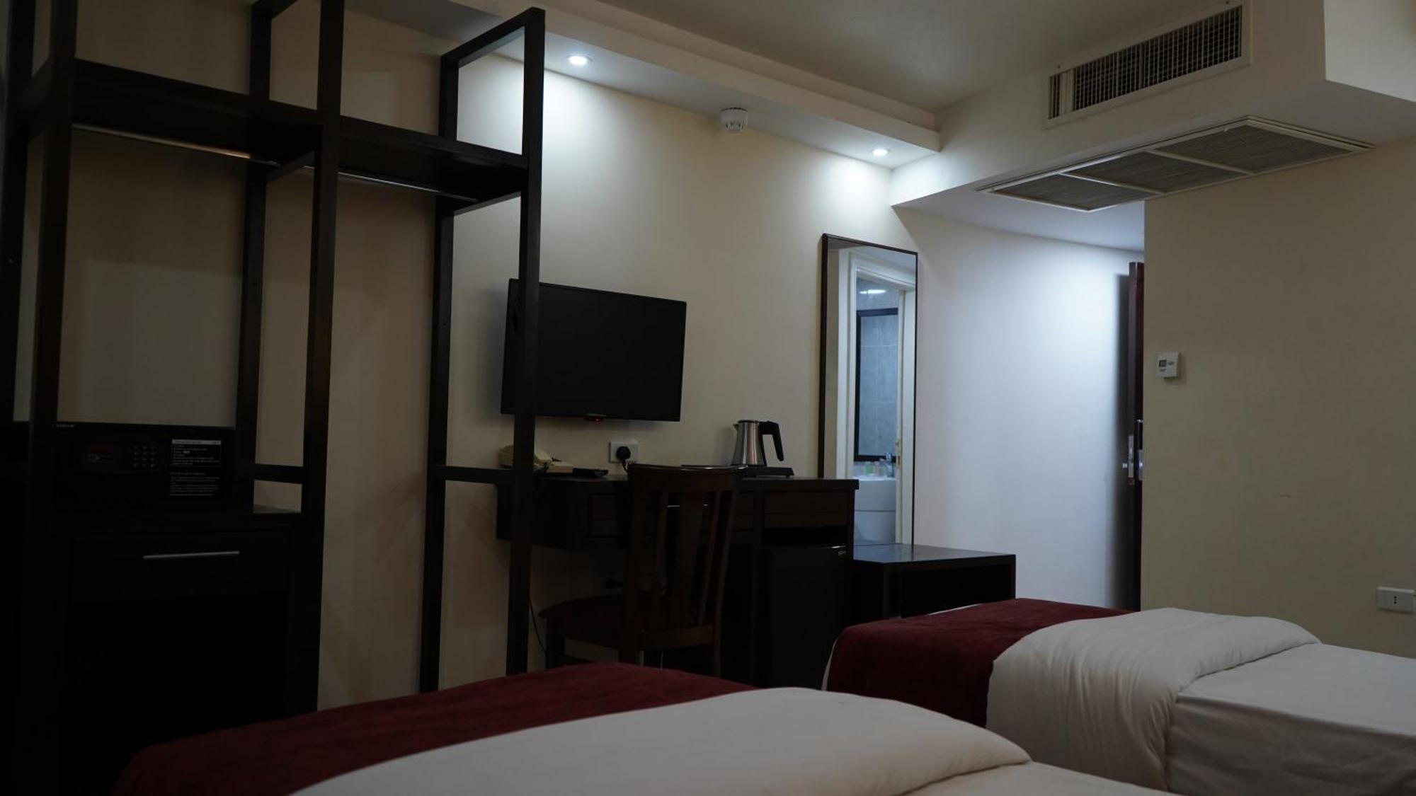 Petra Agora Hotel Вади Муса Екстериор снимка